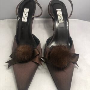Isaac Mizrahi Sidra Pointy Toe Slingback Heels